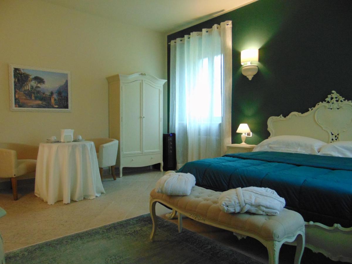Galleria Imperiale Relais De Charme Сарніко Екстер'єр фото