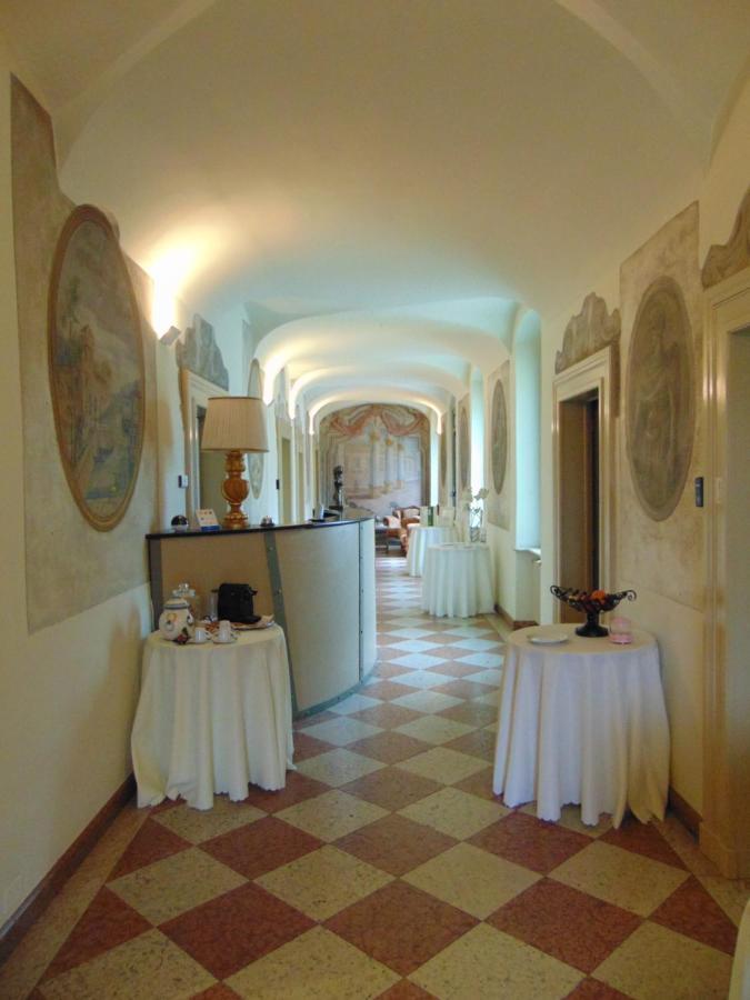 Galleria Imperiale Relais De Charme Сарніко Екстер'єр фото